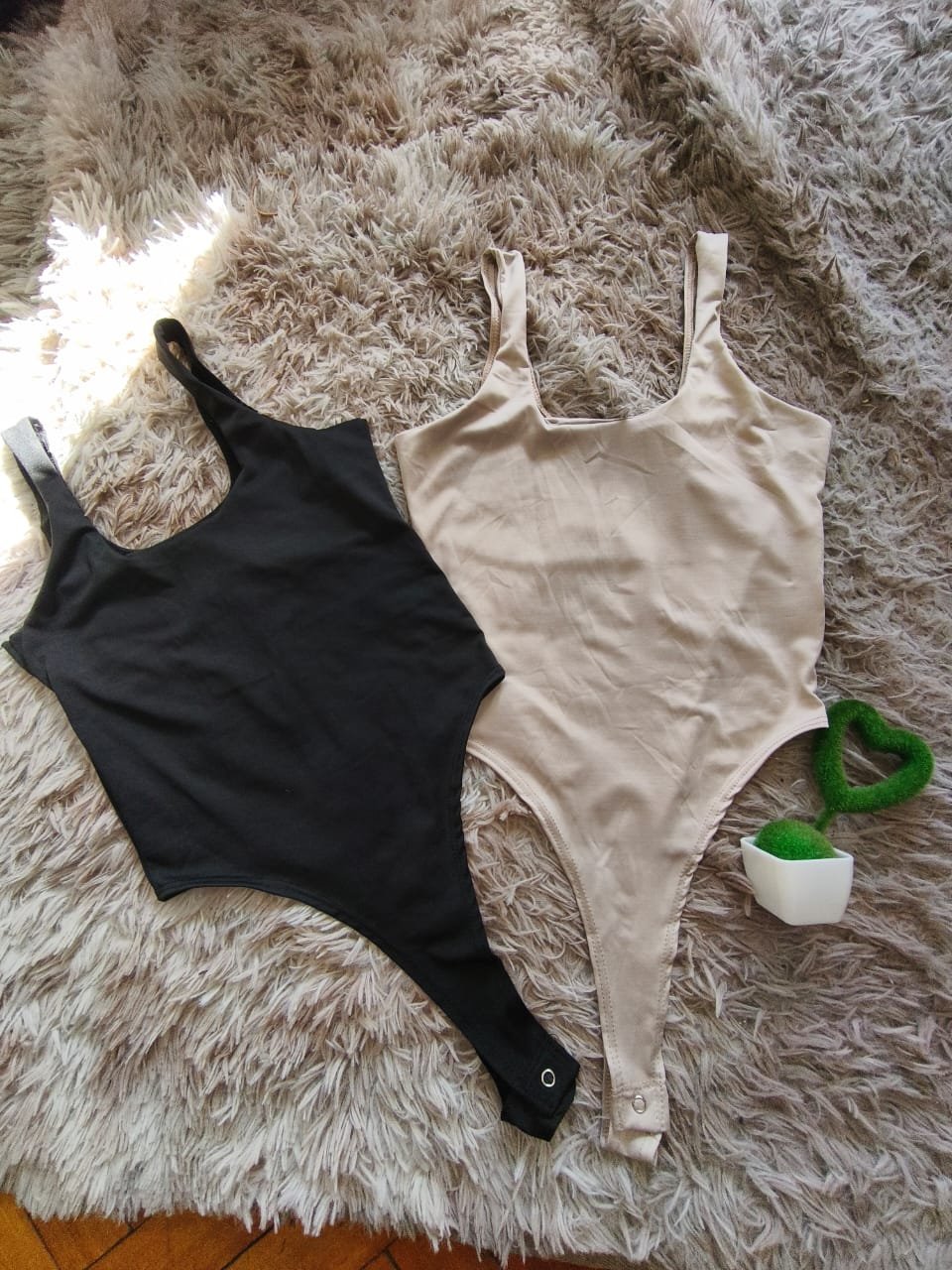 Body Escote cavado - Imagen 4